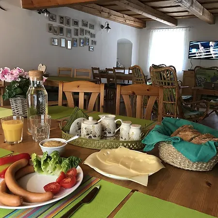 Tourmaline Gæstehus 3*