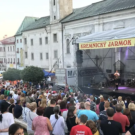 Tourmaline Gæstehus